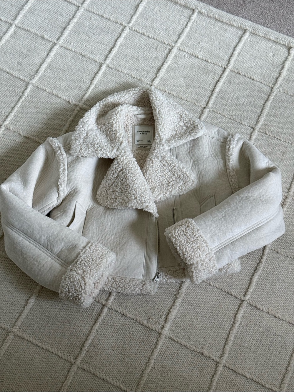 Abercrombie & Fitch Cream Sherpa Zip-Front Jacket